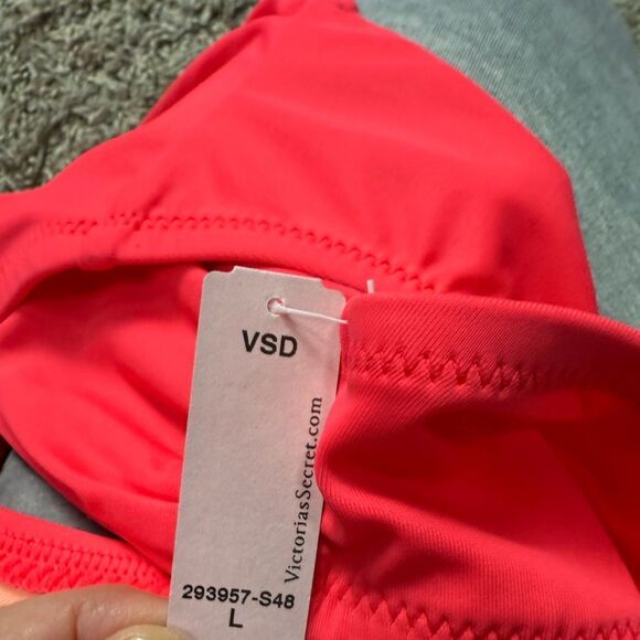 Victoria's Secret Pink Bikini Bottom with Classic Cut - Picture 3 of 6